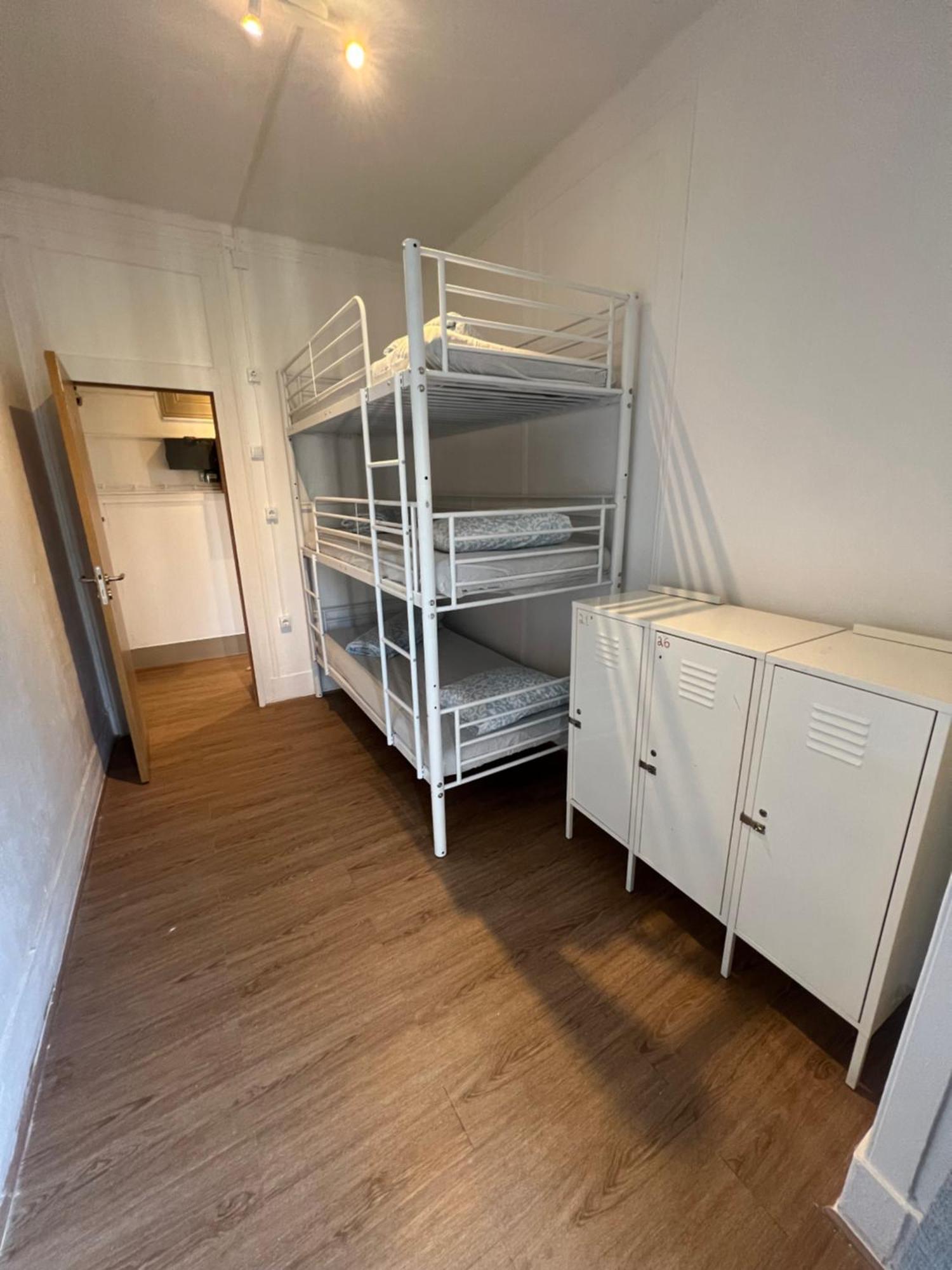 Bagetti Hostel Only For Girls Лиссабон Экстерьер фото